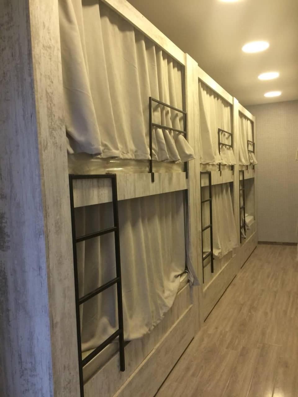 Blossom Hostel Updated ! Обновлено !!! City Center! Perfect Order!!! Snow-White Bed Linen!!! Идеальный Порядок!!! Белоснежное Постельное Белье!!! Центр Города !!! Tiflis Dış mekan fotoğraf